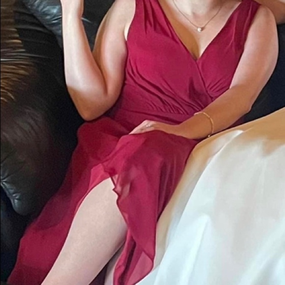 JJ’s House Burgundy Full-length Dress